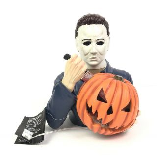 9.  5” Tall Michael Myers Led Light Up Statue Horror Halloween Exclusive 2020
