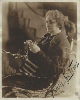 Disney Actress Lucille La Verne Rare Signed Photo - Voice Of Queen In Snow White