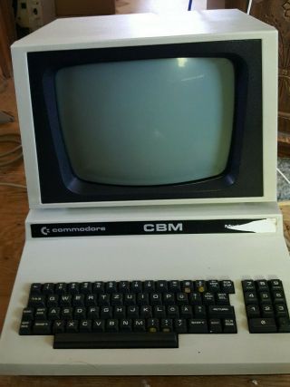 Rare Commodore 8032 - 32b Computer W/german Keyboard And Rom - A Real Beauty
