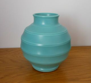 Keith Murray - Wedgwood Large Size Football Vase In Rare Blue Glaze - Perfect.