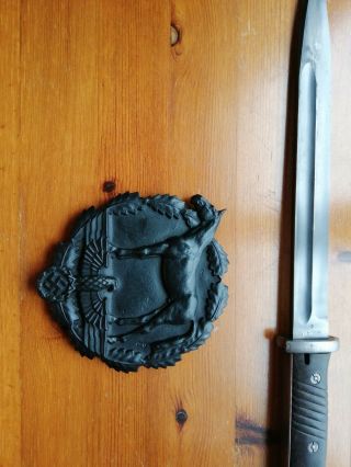 Ww2 german army cast iron horse plaque.  rare item 2