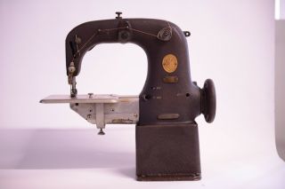 Rare Singer 156 - 1 Industrial Cylinder Sewing Machine