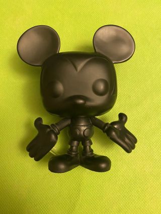 Rare Funko Pop Disney Mickey Mouse Prototype; Funko Fundays 2017