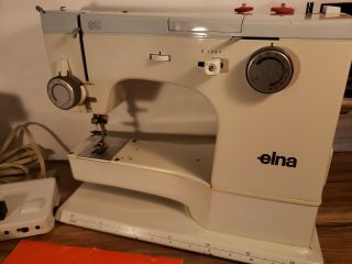 Rare Vtg Elna SU Sewing Machine w/Manuals&Extras Great 3