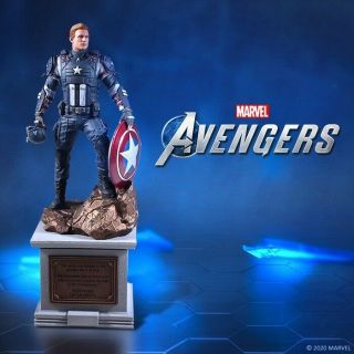 Marvel`s Avengers - Full Colour Captain America Statue 30cm -