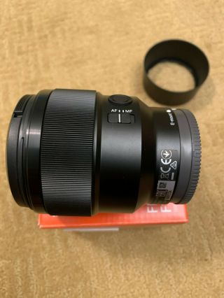 Sony SEL 85mm F/1.  8 FE Lens - - Rarely 2