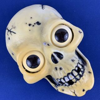 Vintage Halloween Motion Activated Talking Skull Playtronix Light Up Eyes Rare