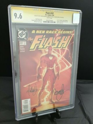 Dc Flash 207 Cgc 9.  6 Ss Signed By Michael Turner And Geoff Johns Rare