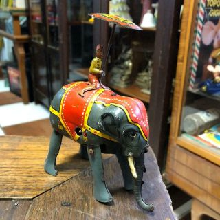 Rare Vintage Early Jumbo Elephant German Wind Up Tin Toy D.  R.  G.  M.  Germany Origin