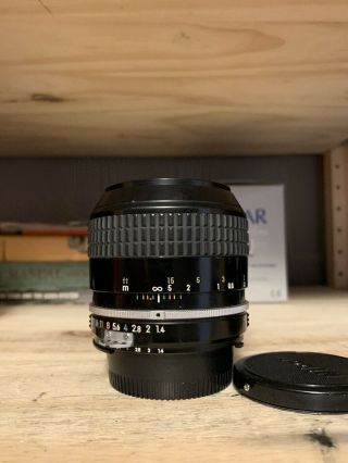 Rare NIKON Nikkor 35mm F/1.  4 Ai Wide Angle MF Lens 3