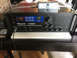 Magnum 40 channel cb radio base station Great Conditions Great.  Rare 3