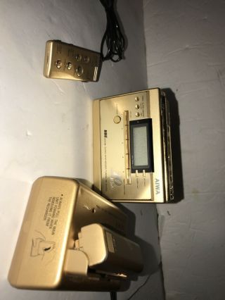 Rare - Aiwa - Hs - Jx2000 Does Not Work.  (only) Gold 10th Anniversary.