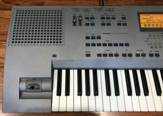 Very Rare KORG is40 Keyboard Arranger Workstation 61 Key Digital Synth Gray 2