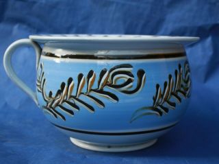 Rare 19h Century Mocha Ware Pearlware Chamber Pot,  Creamware Mochaware Sip
