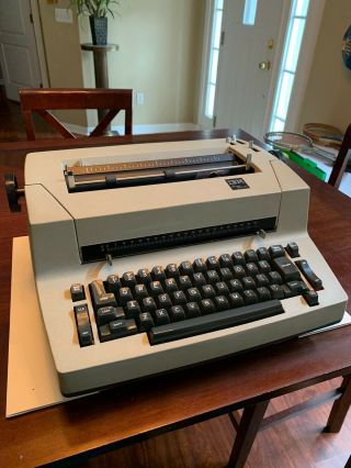 Ibm Selectric Personal Typewriter W/ Self Correction Vintage/rare