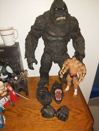 King Kong Action Figure Ultimate King Kong Of Skull Island 18 1/8in Mezco Toys 3