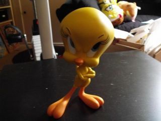 Extremely Rare Warner Bros Looney Tunes Tweety Angry Figurine Statue