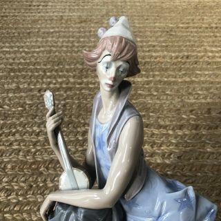 Rare Lladro “Languid Clown” Figurine 4924,  Retired. 3