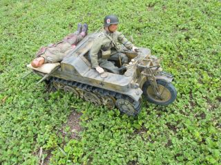 Custom Wwii German Kettenkrad Medic W/1 Wounded Soldier 1:6 Loose