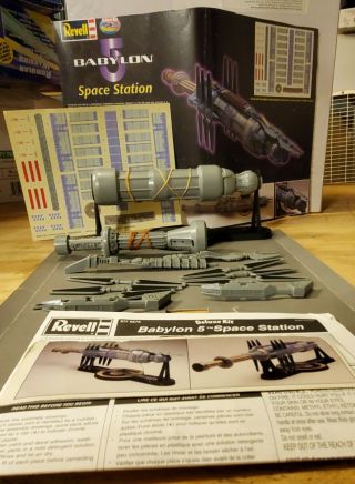 Rare Babylon 5 Space Station Model Kit Monogram B5 Out Of Box - Complete