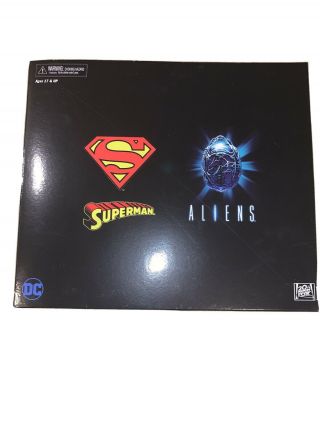 Sdcc Neca Dc Dark Horse Superman Vs Alien Superman Superman & Box Only