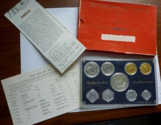 1970 India - Official Proof Set (9) W/ Silver F.  A.  O.  10 Rp.  - Ogp & - Rare