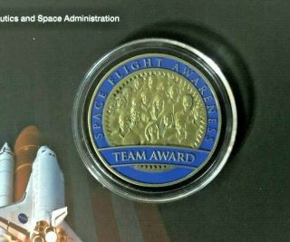 Rare Nasa Space Flight Awareness Sfa Team Award Coin - - Flown Metal Apollo