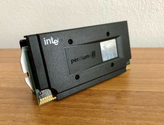 Intel Pentium Iii 1000mhz Slot 1 W/ Cooler - 100mhz Fsb - Sl4kl - Rare -