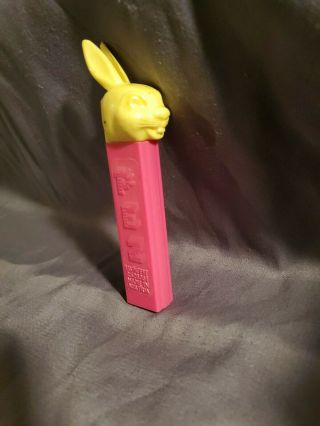 1950s Pez No Feet Rare B Version Easter Bunny With Diecut Magenta Base Wow