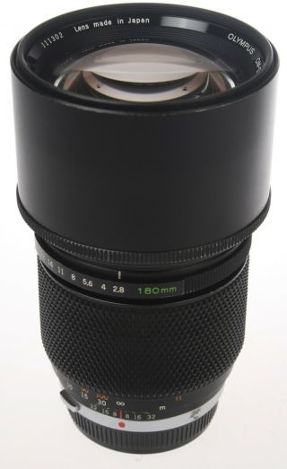 OLYMPUS OM 180mm f2.  8 180/2.  8 Lens Zuiko MC Auto - T Classic & Rare w/Case,  Cap 2