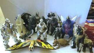 《huge Lot》18 Rare Godzilla Gamera Mecha Ghidorah Anguirus Megalon Mothra Figures