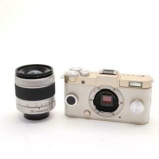 Rare Pentax Q - S1 Gold And Cream Lens Kit