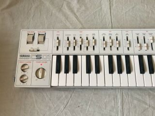 Yamaha CS01 rare white color vintage analog monophonic synthesizer 2