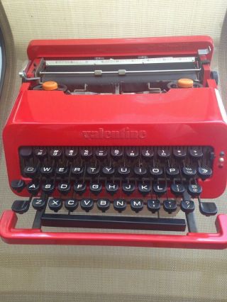 Rare Olivetti Valentine Vintage Typewriter With Case