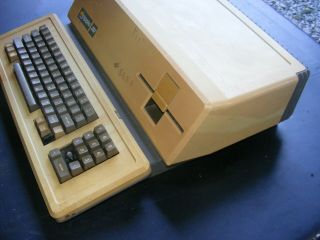 Vintage Rare Apple III 256K Computer CPU Serial No.  A3S2 - 105029 2