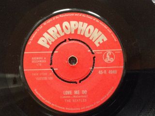 THE BEATLES - LOVE ME DO rare UK 1962 PROMO SAMPLE 1ST PRESS RED LABEL VG,  VG, 2