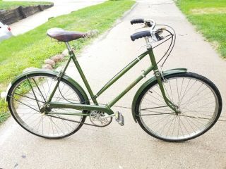 Vintage Raleigh Sports Bike Bicycle 3 Speed 26 " Wheel Green Brooks B72 Seat Rare