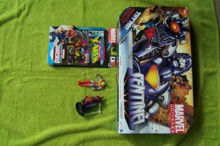 Marvel Universe Sentinel With 3.  75 " Wolverine And Extra X - Men Hasbro