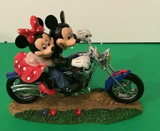 Extremely Rare Disney Mickey Mouse & Minnie On One Sweet Motorcycle Fig Statue