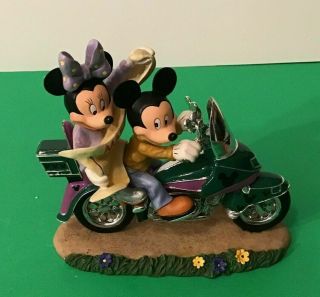 Extremely Rare Disney Mickey Mouse With Minnie Reading The Map On Motor Statue