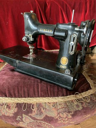 1941 (blue Label) Rare Singer 221 Featherweight Sewing Machine W/original Case.