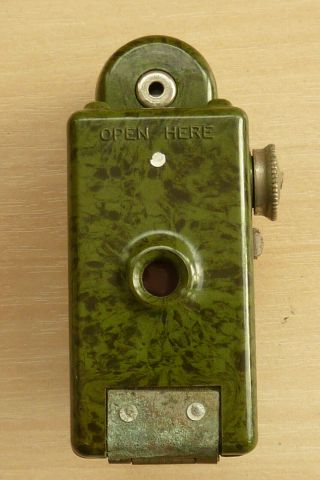 Antique Photography Rare Cased Olive Green Bakelite Coronet Midget Spy Camera 3