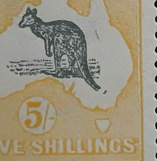 Rare 1918 Australia 5/ - Grey Blk& Chrome Kangaroo stamp 3RD WMK Broken tail 2