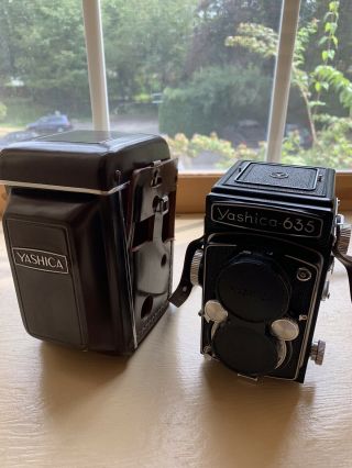 [near Mint] Vintage Yashica 635 Film Camera W/ Leather Case - Rare (120mm/35mm)