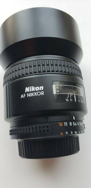 Nikon AF Nikkor 85mm 1:1.  8D Bokeh lens Rarely 2
