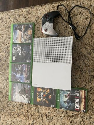 Xbox One S 1tb White Console With 6 Games And Rare Cyberpunk Controller
