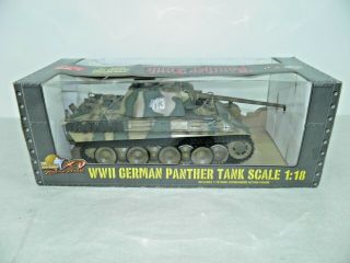 21st Century Ultimate Soldier 1:18 Scale German Panther Tank w/Driver 3