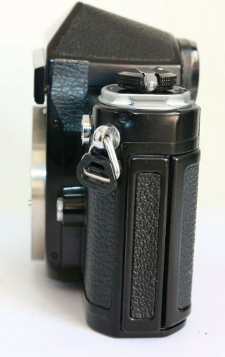 Black Nikon F2 DE - 1 DE1 RARE PRISM SLIDEMAGIC SS - F2 35mm SLR Film Camera Body 2