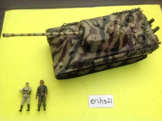 1/18 Scale 21st Century Toys Wwii German Panther Ausf.  G Tank 332,  2 Figures