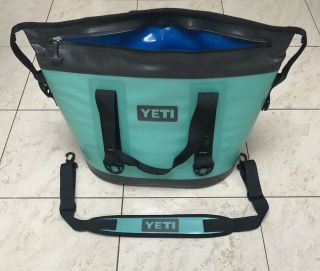 Yeti Hopper M30 Soft Cooler Bag - Green / Grey Rare Color